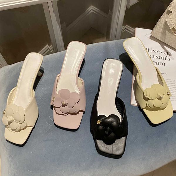 slippers 2022 luxury stilleto shoes woman camellia flower slippers 5 med-high heels sandals ladies square open toe slides beach flipflops g2, Black
slippers 2022 luxury stilleto shoes woman camellia flower slippers 5 med-high heels sandals ladies square open toe slides beach flipflops g2, Black