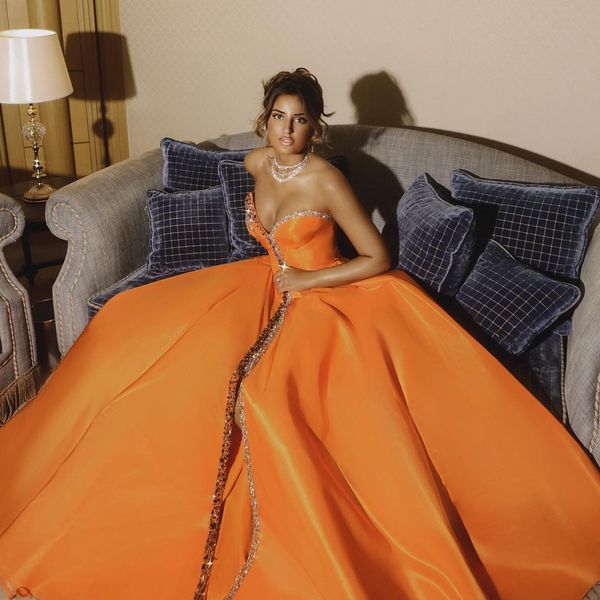 elegant black long arabic evening dresses 2023 luxury dubai crystal orange side slit women prom formal gowns vestidos de fieast, Black;red
elegant black long arabic evening dresses 2023 luxury dubai crystal orange side slit women prom formal gowns vestidos de fieast, Black;red