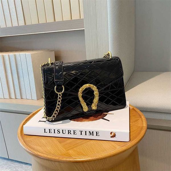 2023 bags clearance outlets new stone dionysian pattern chain bag one shoulder messenger bag
2023 bags clearance outlets new stone dionysian pattern chain bag one shoulder messenger bag