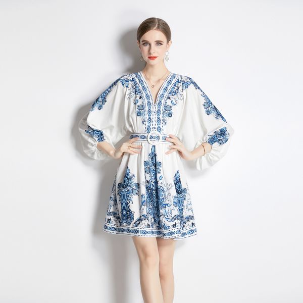 2023 women designer v-neck floral dress with belt sweet chic high waist single-breasted print birthday dinner mini dresses elegant ladies pa, Black;gray
2023 women designer v-neck floral dress with belt sweet chic high waist single-breasted print birthday dinner mini dresses elegant ladies pa, Black;gray