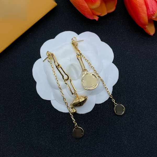 europe america fashion style lady women simplicity dangles earrings titanium steel hollow out full diamond v initials stud earrings 3 color, Silver
europe america fashion style lady women simplicity dangles earrings titanium steel hollow out full diamond v initials stud earrings 3 color, Silver