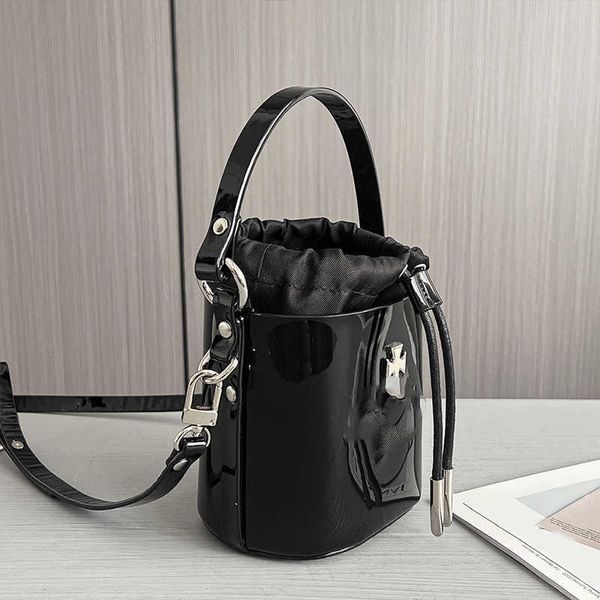vivi designer bucket bag leather wallet high capacity crossbody fashion handbags for women classic famous brand shopping purses 221030
vivi designer bucket bag leather wallet high capacity crossbody fashion handbags for women classic famous brand shopping purses 221030