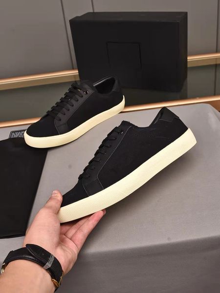 famous 23ss runner brand mens casual shoes calfskin quicker sneaker shoes for men walking design rubber sole outdoor sports men's train, Black
famous 23ss runner brand mens casual shoes calfskin quicker sneaker shoes for men walking design rubber sole outdoor sports men's train, Black