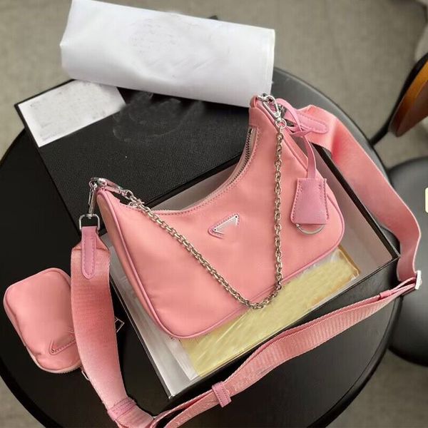luxurys designers bag nylon shoulder crossbody bags handbags man womens hobo purses messenger bag totes fashion wallet classic 3 piece re-ed
luxurys designers bag nylon shoulder crossbody bags handbags man womens hobo purses messenger bag totes fashion wallet classic 3 piece re-ed