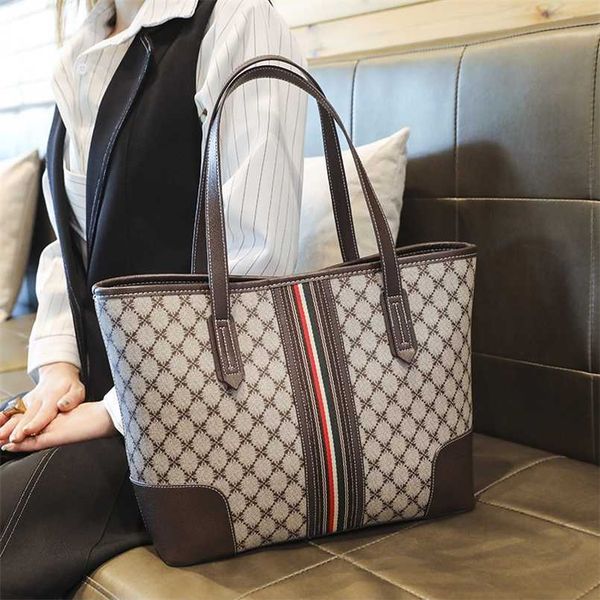 2023 bags clearance outlets shoulder tote bags for women new luxury fashion large leather shopping designer plaid travel party female laphan
2023 bags clearance outlets shoulder tote bags for women new luxury fashion large leather shopping designer plaid travel party female laphan