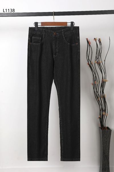 2023 men's jeans biker jeans brand luxury designer street straight jean mens blue jeans washed big hole zipper pants black pant 23-42
2023 men's jeans biker jeans brand luxury designer street straight jean mens blue jeans washed big hole zipper pants black pant 23-42