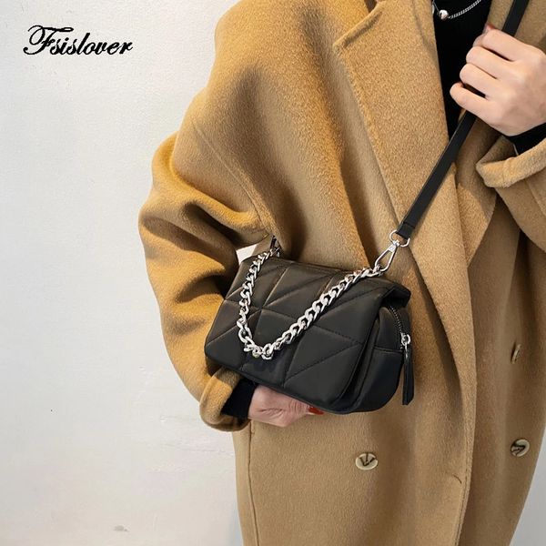 evening bags chain design mini oxford flap bags for women lady shoulder handbag female fashion cross body bag metale chain clutches 230206
evening bags chain design mini oxford flap bags for women lady shoulder handbag female fashion cross body bag metale chain clutches 230206