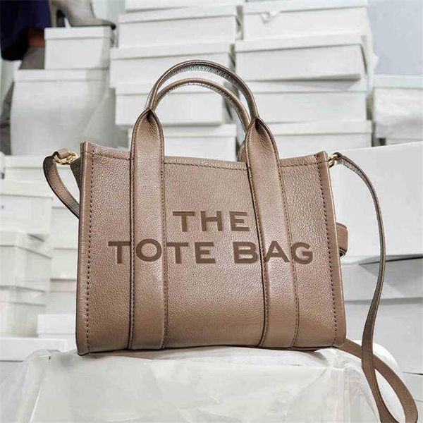 2023 bags clearance outlets brand letter bags for women leather shoulder crossbody bag female luxury designer handbags handle shopper tote
2023 bags clearance outlets brand letter bags for women leather shoulder crossbody bag female luxury designer handbags handle shopper tote