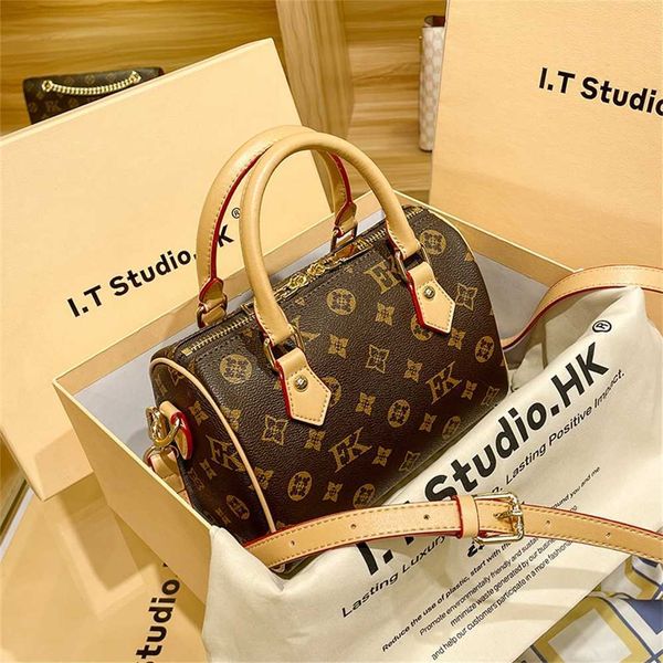 79% off bags outlet store hong genuine leather 2023 and summer new pillow women's crossbody old flower shoulder bag
79% off bags outlet store hong genuine leather 2023 and summer new pillow women's crossbody old flower shoulder bag