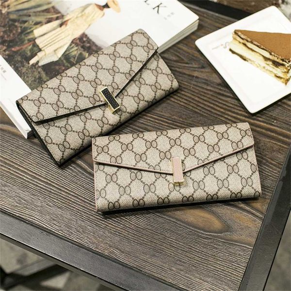 designer handbag store 60% off new long multi card buckle mobile phone bag women's wallet leather handbag, Red;black
designer handbag store 60% off new long multi card buckle mobile phone bag women's wallet leather handbag, Red;black