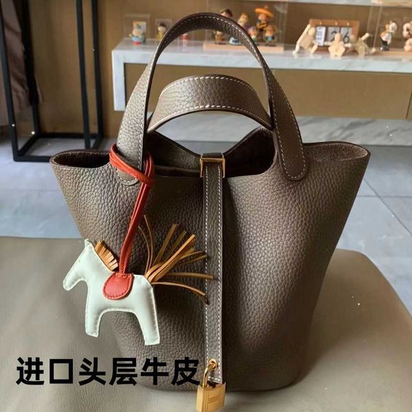 designer herme shoulder bags for women online outlet french hand-stitched vegetable basket tc kraft high confi
designer herme shoulder bags for women online outlet french hand-stitched vegetable basket tc kraft high confi