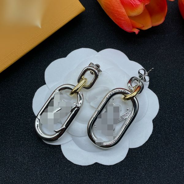 europe america fashion style lady women simplicity dangles earrings titanium steel hollow out full diamond v initials stud earrings 3 color, Silver
europe america fashion style lady women simplicity dangles earrings titanium steel hollow out full diamond v initials stud earrings 3 color, Silver