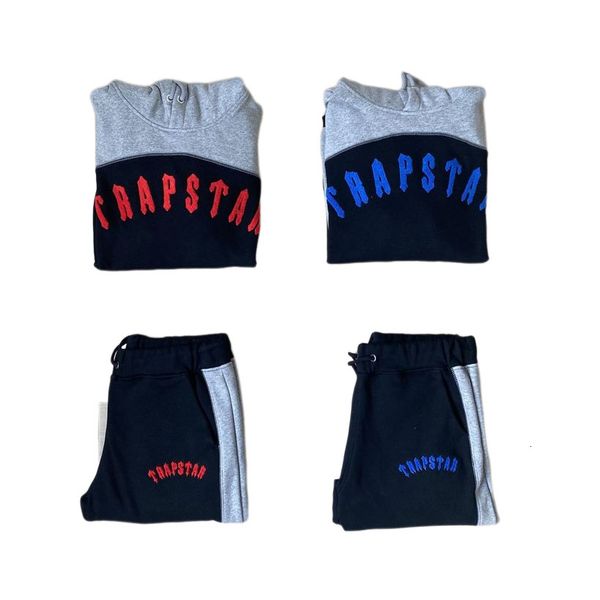 men's hoodies sweatshirts trapstar london color matching designed 1 1 towel embroidery pullover fleece hooded 230206, Black
men's hoodies sweatshirts trapstar london color matching designed 1 1 towel embroidery pullover fleece hooded 230206, Black