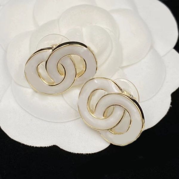 designer ladies stud earrings 18k gold plated trim white emerald perfect fusion earring designer brand double letter gift jewelry with box b, Golden;silver
designer ladies stud earrings 18k gold plated trim white emerald perfect fusion earring designer brand double letter gift jewelry with box b, Golden;silver