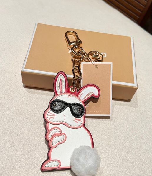 2023 new boutique male and female rabbit mascot leather luxury keyring, Silver
2023 new boutique male and female rabbit mascot leather luxury keyring, Silver
