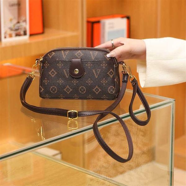 2023 bags clearance outlets jiaozi new fashion versatile soft leather fashionable large capacity single-shoulder crossbody women's bag
2023 bags clearance outlets jiaozi new fashion versatile soft leather fashionable large capacity single-shoulder crossbody women's bag