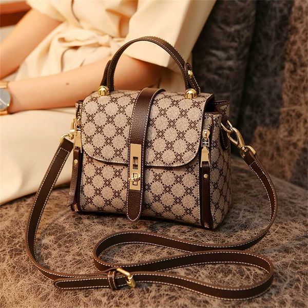 bags wholesale usa new fashion chain bucket atmosphere versatile messenger women's small bag simple
bags wholesale usa new fashion chain bucket atmosphere versatile messenger women's small bag simple