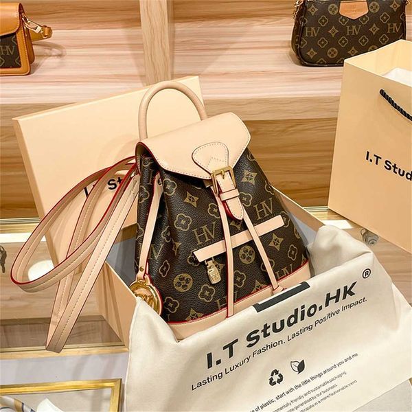 79% off bags outlet store hong niche design leather vintage women's summer backpack new fashion bag
79% off bags outlet store hong niche design leather vintage women's summer backpack new fashion bag