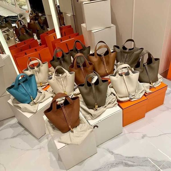 original edition 7a h home designer picotin lock bags vegetable basket bag new womens mothers leather portable bucket brides graffiti large
original edition 7a h home designer picotin lock bags vegetable basket bag new womens mothers leather portable bucket brides graffiti large