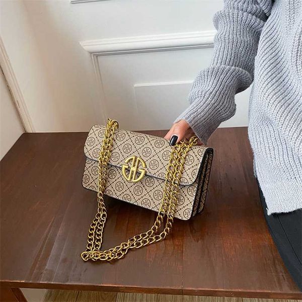 2023 bags clearance outlets western-style women's autumn new portable shoulder fashion underarm cross-body printed small square bag
2023 bags clearance outlets western-style women's autumn new portable shoulder fashion underarm cross-body printed small square bag