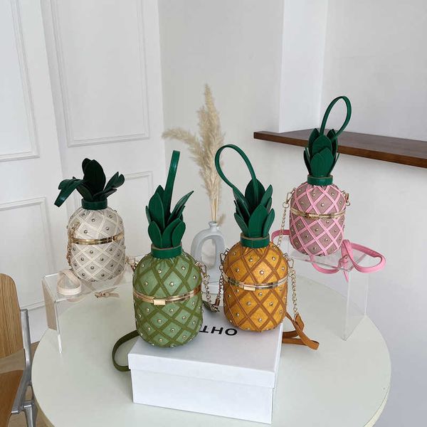 personalized pineapple bag for women summer shoulder bag shaped hard shell handbag creative pineapple handbag 230207 
personalized pineapple bag for women summer shoulder bag shaped hard shell handbag creative pineapple handbag 230207