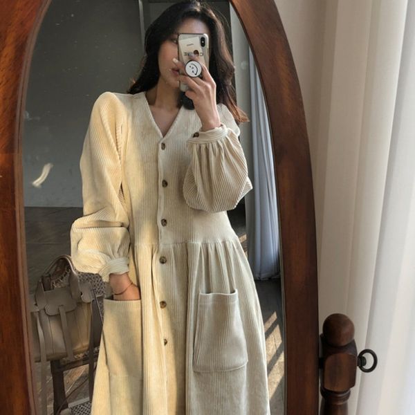casual dresses women autumn winter vintage long elegant full sleeve single breasted tunic corduroy with pocket vestidos 230207, Black;gray
casual dresses women autumn winter vintage long elegant full sleeve single breasted tunic corduroy with pocket vestidos 230207, Black;gray