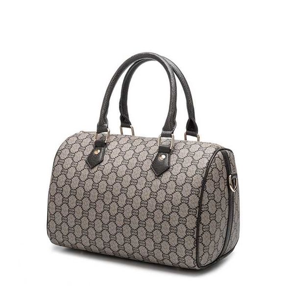 2023 bags clearance outlets design new printed pillow single shoulder messenger hand versatile women's bag handbags
2023 bags clearance outlets design new printed pillow single shoulder messenger hand versatile women's bag handbags