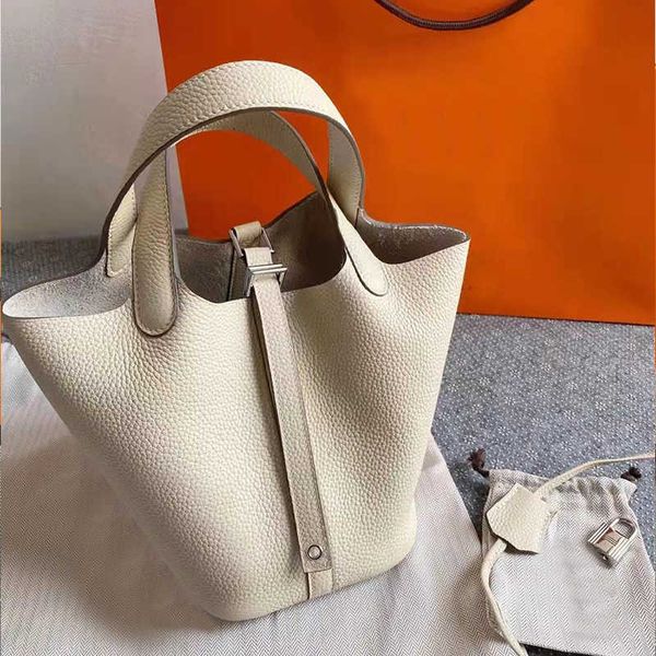 original edition 7a h home designer picotin lock bags live broadcast vegetable basket women's bag 2023 new layer cowhide bucket tote wi
original edition 7a h home designer picotin lock bags live broadcast vegetable basket women's bag 2023 new layer cowhide bucket tote wi