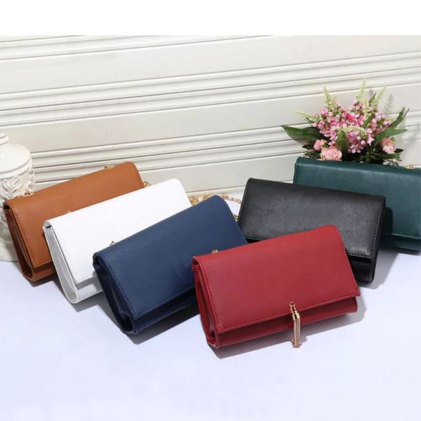 womens bags designer women leather handbags flap shoulder bag female stripe ladies brand imitation handbag wallets luxury letter logo packag
womens bags designer women leather handbags flap shoulder bag female stripe ladies brand imitation handbag wallets luxury letter logo packag