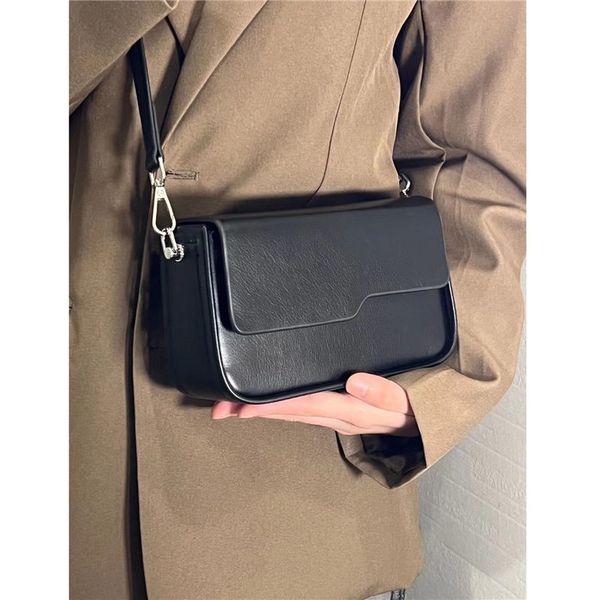 evening bags vintage bags female spring summer niche small square bags fashion one shoulder messenger bags mobile phone 230206
evening bags vintage bags female spring summer niche small square bags fashion one shoulder messenger bags mobile phone 230206