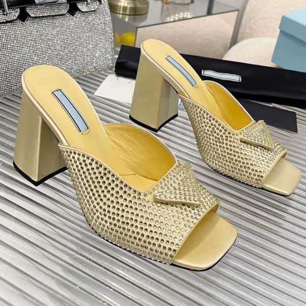 sandali slider alti in raso con cristalli sandal triangle logo heels sandals well known brand high heel sandals small sheepskin production w, Black
sandali slider alti in raso con cristalli sandal triangle logo heels sandals well known brand high heel sandals small sheepskin production w, Black