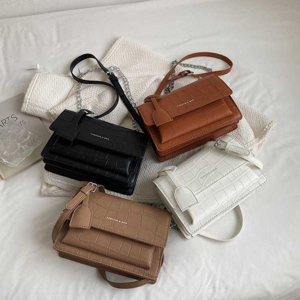stuff sacks new single shoulder messenger women's stone chain bag version net red small square bag fashion
stuff sacks new single shoulder messenger women's stone chain bag version net red small square bag fashion