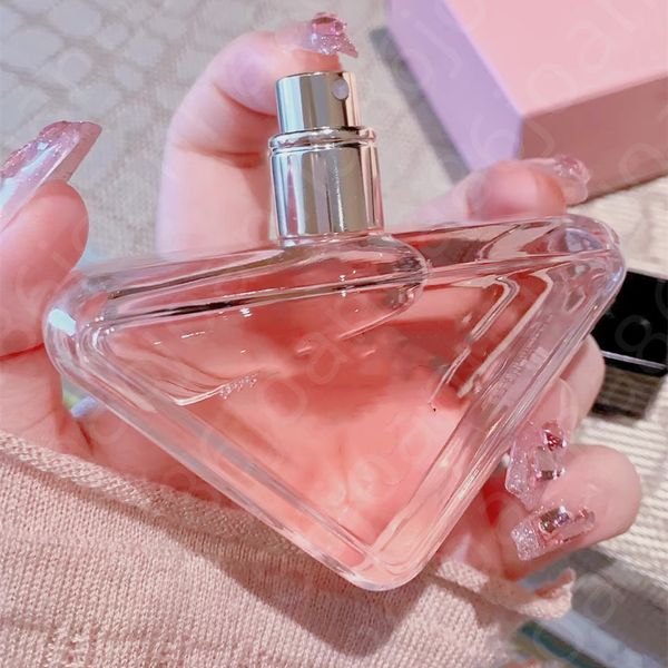 luxury design perfume fragrance 90ml parfum eau toilette spray nice smell long time lasting scent high version quality fast ship
luxury design perfume fragrance 90ml parfum eau toilette spray nice smell long time lasting scent high version quality fast ship