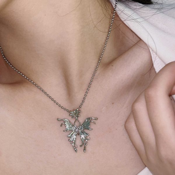 2022 new fashion vintage liquid butterfly pendant necklaces animal insect pink crystal neck chains jewelry for women girlfriend 0206, Silver
2022 new fashion vintage liquid butterfly pendant necklaces animal insect pink crystal neck chains jewelry for women girlfriend 0206, Silver