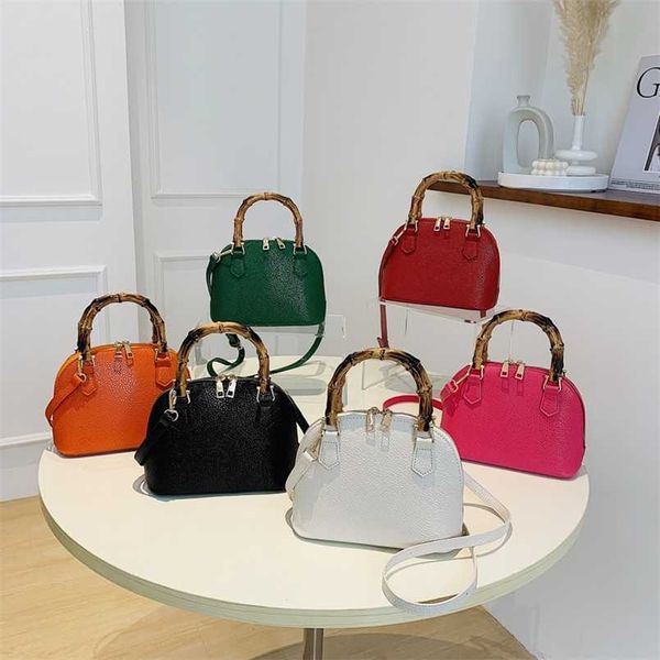 2023 bags clearance outlets versatile bamboo portable shell bag fashion litchi pattern single shoulder messenger bag
2023 bags clearance outlets versatile bamboo portable shell bag fashion litchi pattern single shoulder messenger bag