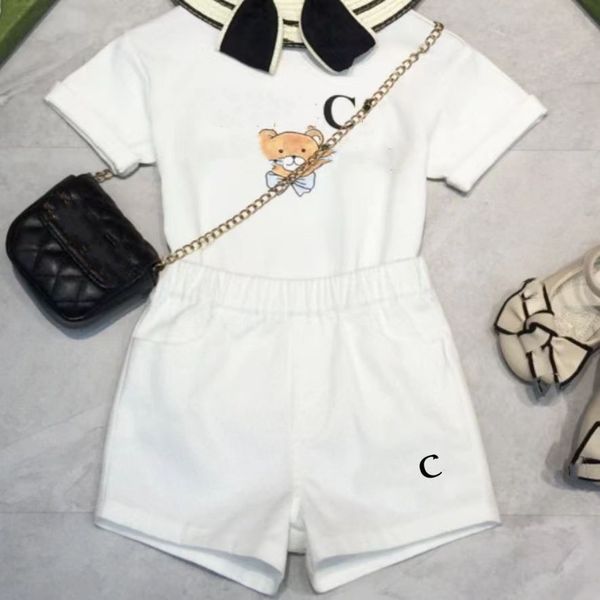 luxury designer clothing sets kids t-shirt white shortst fashion british fashion brand summer childrens treasures and girls cotton two-piece
luxury designer clothing sets kids t-shirt white shortst fashion british fashion brand summer childrens treasures and girls cotton two-piece