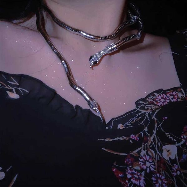 pendant cool punk snake shape necklaces hip hop korean fashion unique hyperbole animal adjustable choker necklace for women 2022 jewelry 020, Silver
pendant cool punk snake shape necklaces hip hop korean fashion unique hyperbole animal adjustable choker necklace for women 2022 jewelry 020, Silver