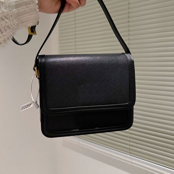 solferino cross body bag genuine leather shoulder handbags underarm women bags handbag purse pouch wallet clamshell metal letter adjustable
solferino cross body bag genuine leather shoulder handbags underarm women bags handbag purse pouch wallet clamshell metal letter adjustable
