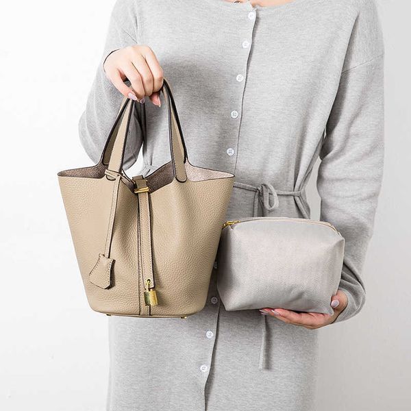 designer herme bags for women 2023 new fashion leather vegetable basket children's head layer cow skin litchi
designer herme bags for women 2023 new fashion leather vegetable basket children's head layer cow skin litchi