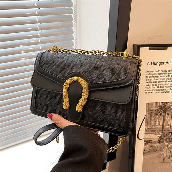 designer handbag store 60% off dionysian women's autumn new fashion korean version cross-body red ring-shaped small square bag
designer handbag store 60% off dionysian women's autumn new fashion korean version cross-body red ring-shaped small square bag