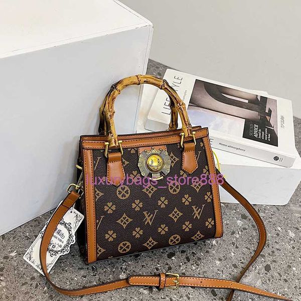 store handbag 95% off clearance wholesale 2023 autumn new fashion printing bamboo tote bag women's contrast color foreign texture shoul
store handbag 95% off clearance wholesale 2023 autumn new fashion printing bamboo tote bag women's contrast color foreign texture shoul