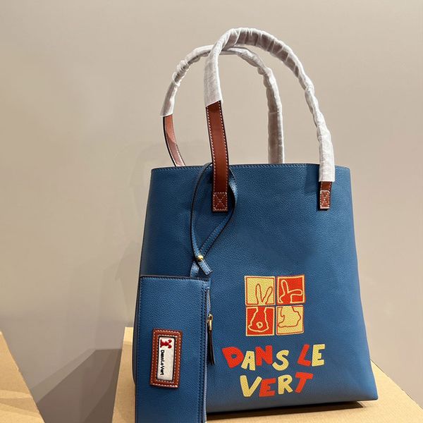 totes bag shoulder handbag purse large capacity shopping bags spray painting rabbit fashion letters women underarm pochettes hook hardware w
totes bag shoulder handbag purse large capacity shopping bags spray painting rabbit fashion letters women underarm pochettes hook hardware w