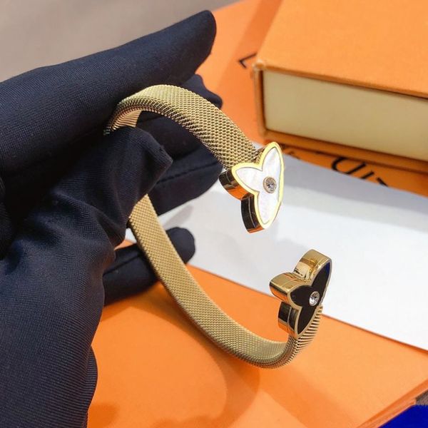 bangle bracelets women luxury designer diamond rhinestone letter jewelry crystal gift bangles mens bracelet no box, Black
bangle bracelets women luxury designer diamond rhinestone letter jewelry crystal gift bangles mens bracelet no box, Black