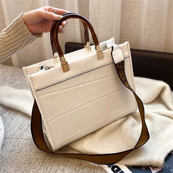 79% off bags outlet store high capacity commuter new red fashion one shoulder women's bag cross messenger foreign style ins tote bag
79% off bags outlet store high capacity commuter new red fashion one shoulder women's bag cross messenger foreign style ins tote bag