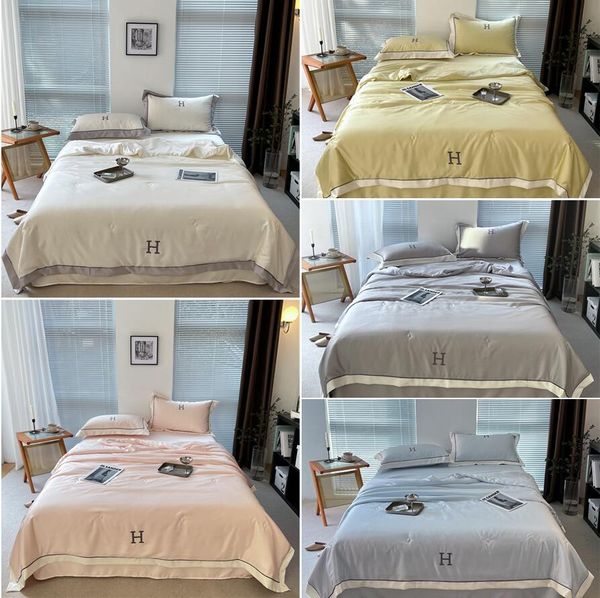 modern designer bedding sets quilt fashion cotton bed supplies pillowcase sheet comforters embroidery homing textiles ht2213
modern designer bedding sets quilt fashion cotton bed supplies pillowcase sheet comforters embroidery homing textiles ht2213
