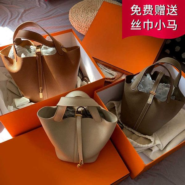 designer herme bags for women bag 2023 new leather women's vegetable basket layer soft cow skin litchi gra
designer herme bags for women bag 2023 new leather women's vegetable basket layer soft cow skin litchi gra