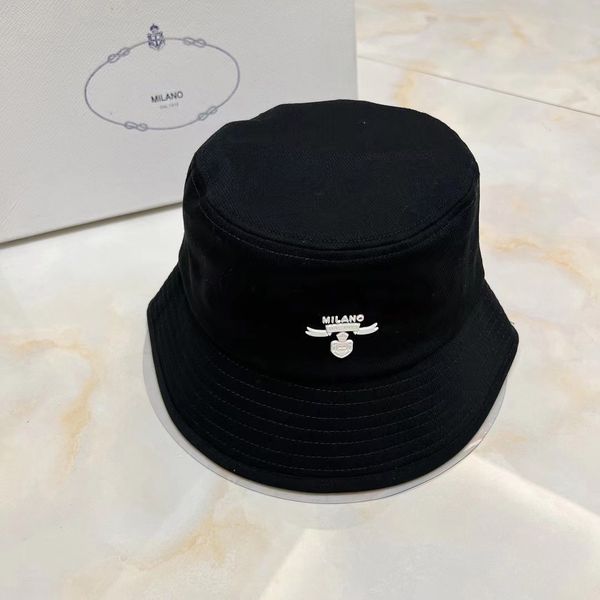 new 2023 designer bucket hats womens mens fashion brand bucket summer beach men women couple letter print casual trend hats, Blue;gray
new 2023 designer bucket hats womens mens fashion brand bucket summer beach men women couple letter print casual trend hats, Blue;gray