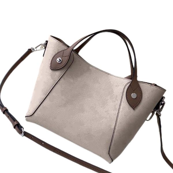 fashion women modern bucket tote bag luxurys crossbody bag famous classical designer messenger lady cross body bags handbag female tote satc
fashion women modern bucket tote bag luxurys crossbody bag famous classical designer messenger lady cross body bags handbag female tote satc