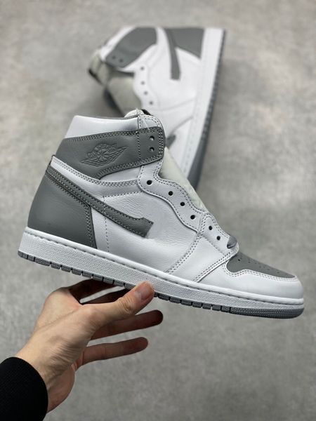 2023 authentic 1s basketball shoes 1 high og stealth white designer sports sneakers inspired by player
2023 authentic 1s basketball shoes 1 high og stealth white designer sports sneakers inspired by player