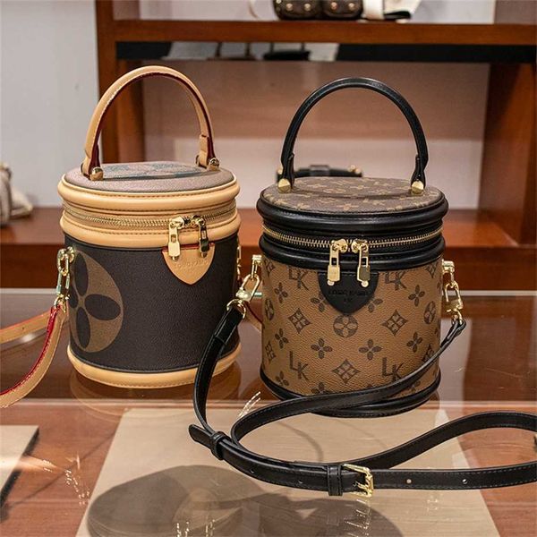 60% off handbags online usa cylinder female new red cylinder portable bucket bag fashion old flower single shoulder messenger bag
60% off handbags online usa cylinder female new red cylinder portable bucket bag fashion old flower single shoulder messenger bag